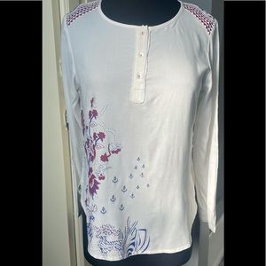 Global Desi Whit Long Sleeve Floral Design Top Size M New
